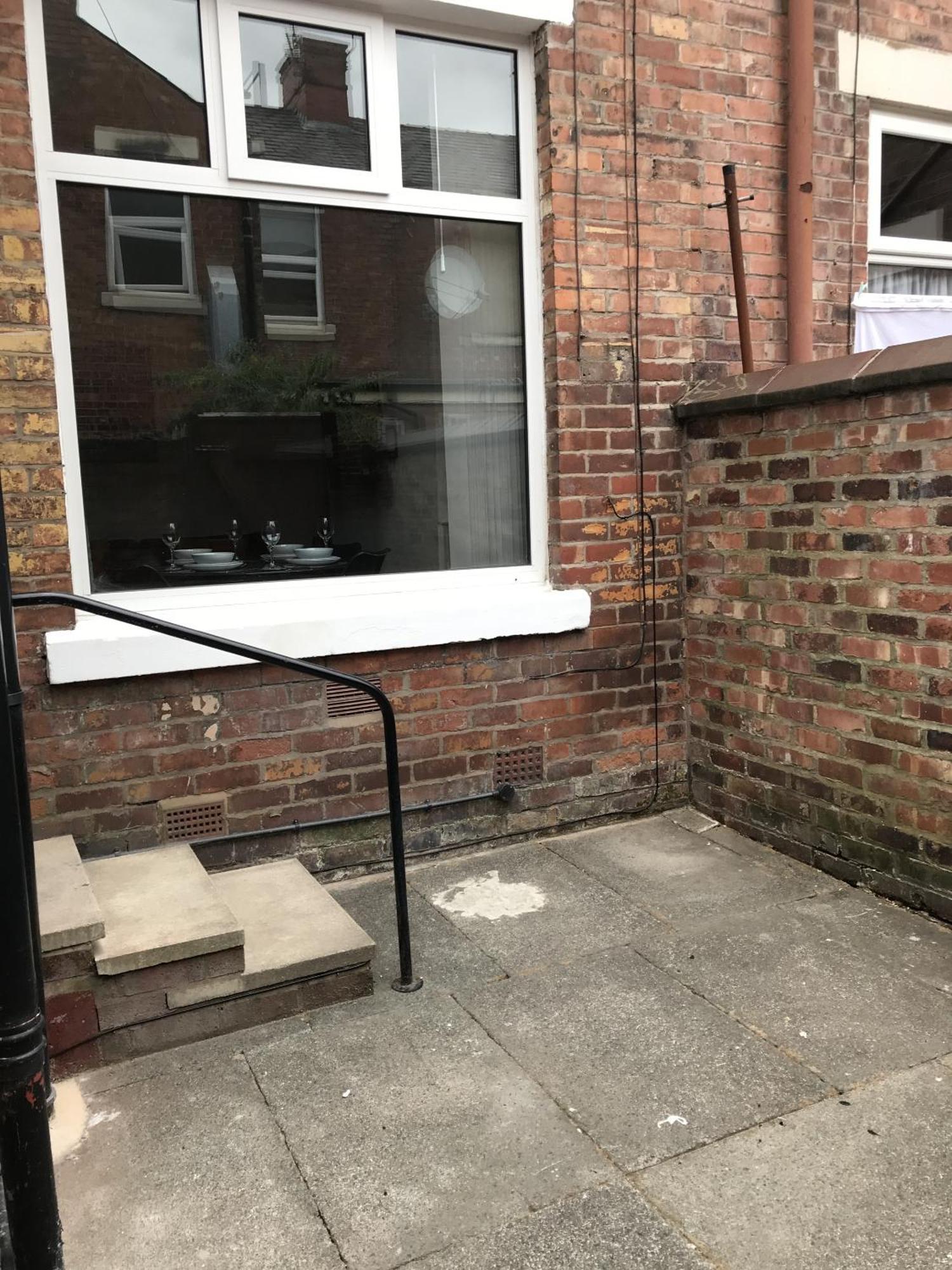 Bright Spacious 3-Bed With Office & Patio, Preston Preston  Exterior photo